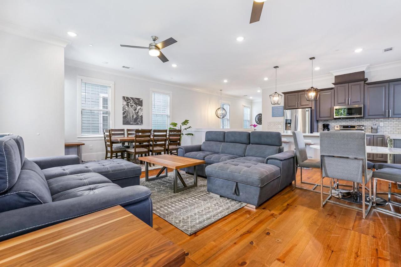 Hosteeva Chic Urban Retreat W Pool Steps To St Charles Ave And Near Bourbon St Apartment New Orleans Ngoại thất bức ảnh